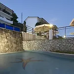 Magic Hotel 4*